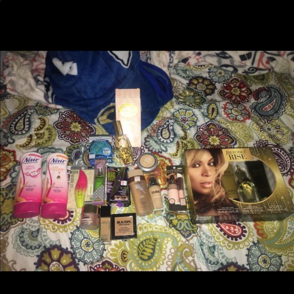 It’s all worth 150$ but I’ll leave it for 80$